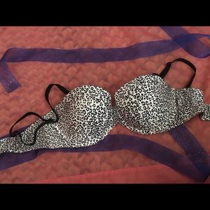 Leopard print Victoria Secret bra